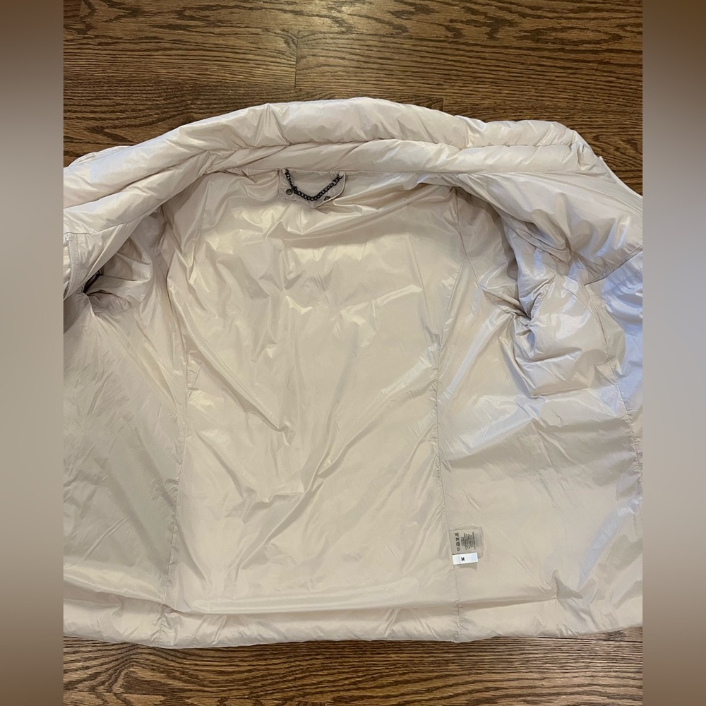 NWOT J MacLaughlin Down Jacket | Cream White | Cropped 3/4 sleeves | Size Medium - Picture 5 of 8